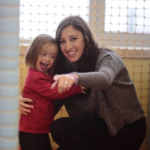 Meet your Posher, Ashira - Picture 1 of 1